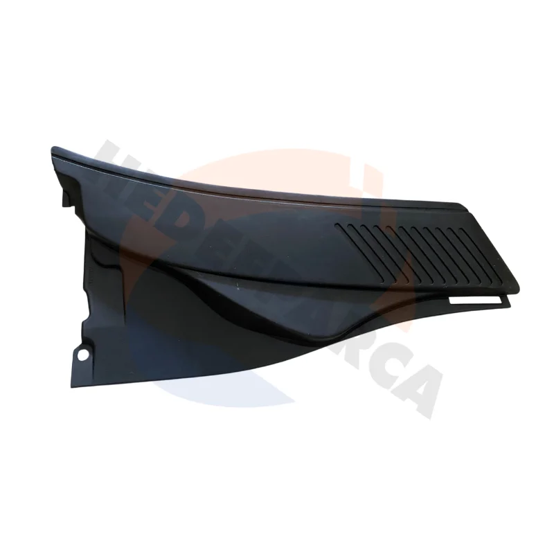 Renault Clio II Ön Cam Izgarası Sağ 7700410609